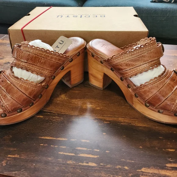 BedStu Poly heels NWT(in box) - Picture 2 of 9